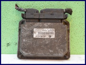KOMPUTER STEROWNIK SILNIKA SKODA OCTAVIA 1.6  SKODA 06A906019BT SIEMENS 5WP4428