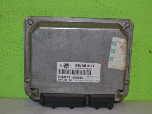 Sterownik komputer silnika VW GOLF IV 1,6       06A906019L       5WP4396