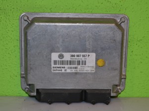 Sterownik komputer silnika VW PASSAT B5 1.6         3B0907557P       5WP4440