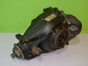 Dyferencjał dyfer tył BMW 330 F30 N57D30A       7544873       7564849       Przełożenie: 2.56