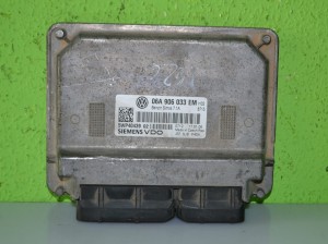 Sterownik silnika komputer VW JETTA GOLF V 1.6i          06A906033EM       5WP40439       SIMOS 7.1A