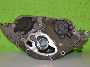 Obudowa i nastawniki faz rozrządu  MERCEDES W204 W212 1.8 CGI         A2710161406       A2711560090