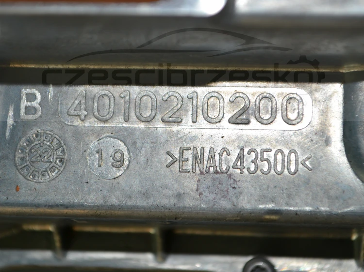 15571cz7.JPG