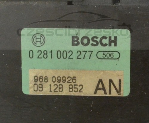 5062956190_1