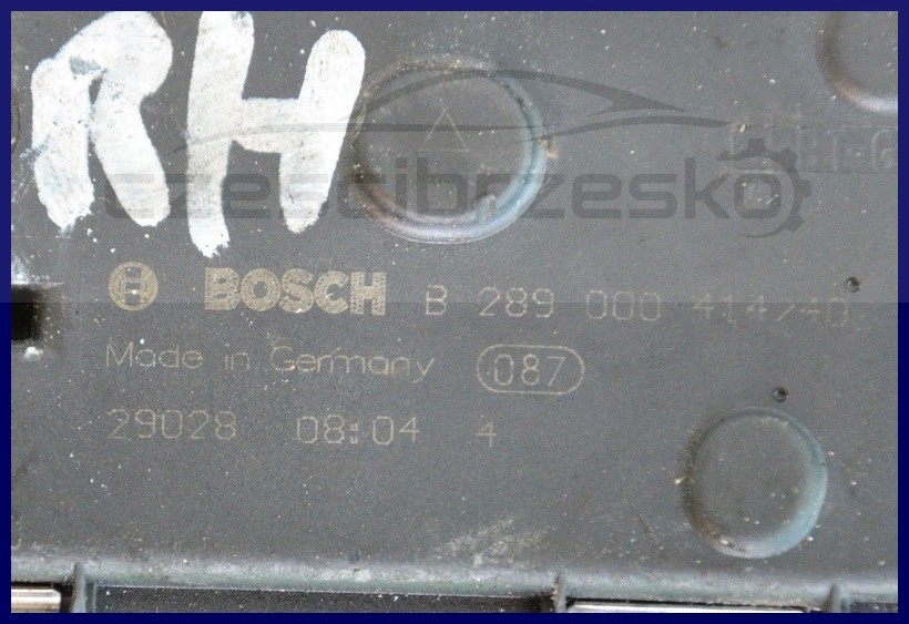 6768775884_1