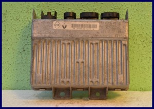 KOMPUTER RENAULT MASTER MOVANO 2.5 7700314680