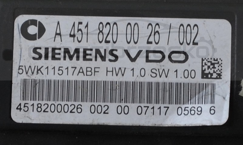 5108594696_1