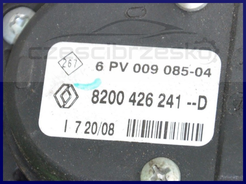6839021931_1