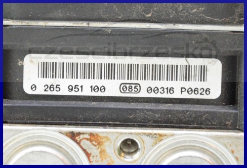 6408242787_1