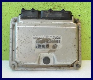 KOMPUTER STEROWNIK VW POLO IV 1.0 MPI 030906032F