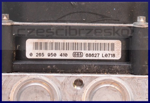 5863631115_1