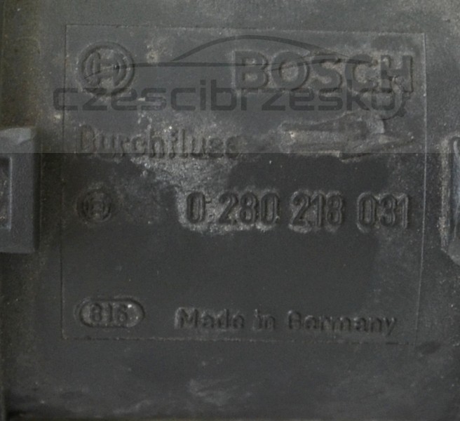5068944334_1