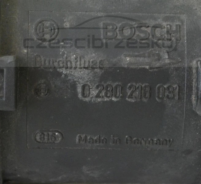 5068944334_1