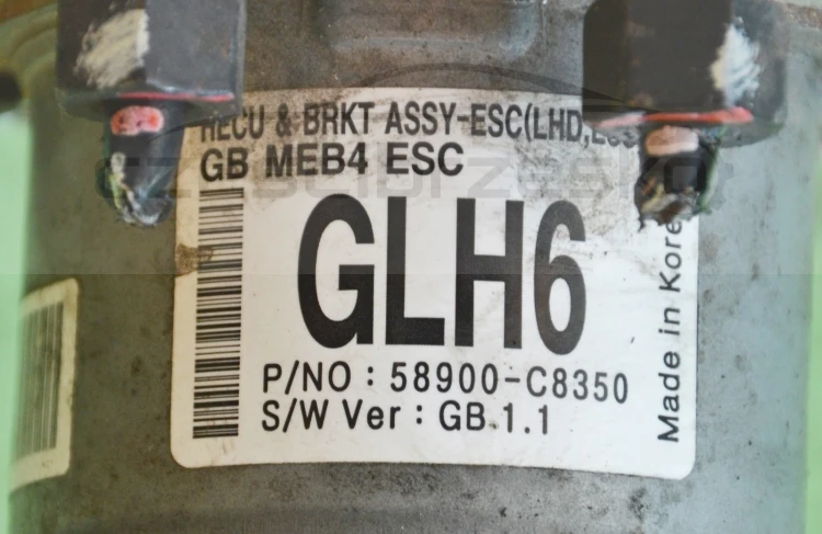 11990cz5.jpg