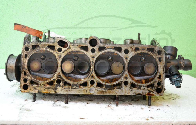 307973161_4_1000x700_glowica-silnika-audi-a4-16-kod-silnika-adp-kompletna-motoryzacja.jpg