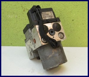 POMPA ABS VW B5 1.9 TDI SKODA SUPERB 0273004573