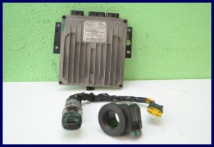 KOMPUTER RENAULT CLIO 1.5 8200212351 HOM8200129063