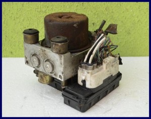POMPA ABS TOYOTA YARIS I 89541-52110 8954152110