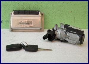 KOMPUTER TOYOTA YARIS 0261208036 89661-0D210