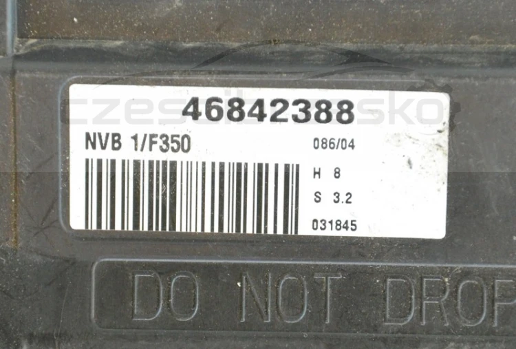 6944402327_1