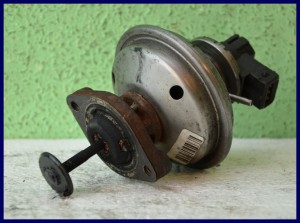 ZAWÓR EGR BMW E87 E90 PIERBURG 7801942