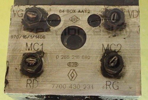 5085644132_1