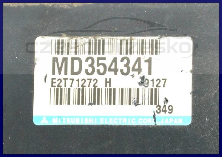5700695961_1