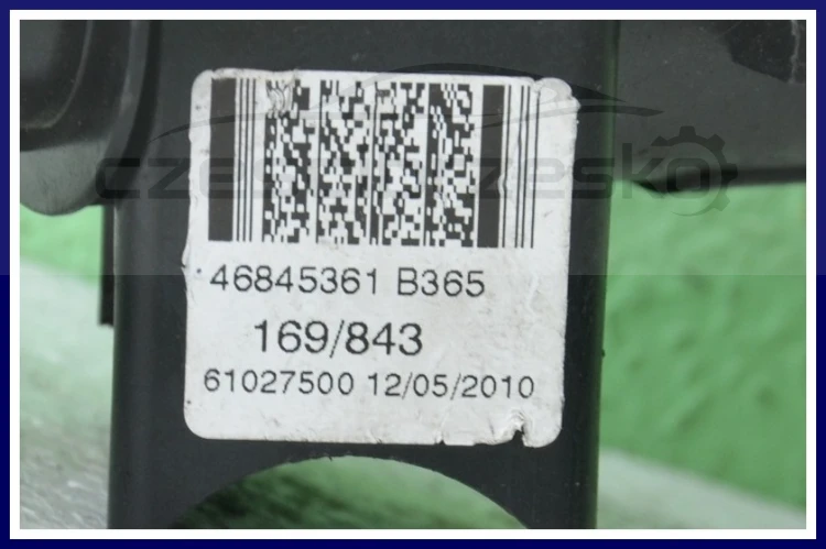 5610968106_1