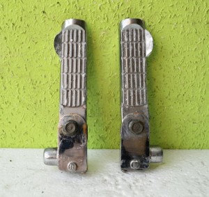 PODNÓŻKI PODNÓŻEK DO SKUTERA BAOTIAN FORTE IICO