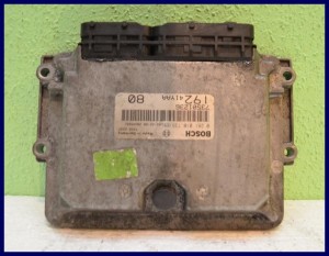 KOMPUTER SILNIKA FIAT STILO 1.9 0281010738