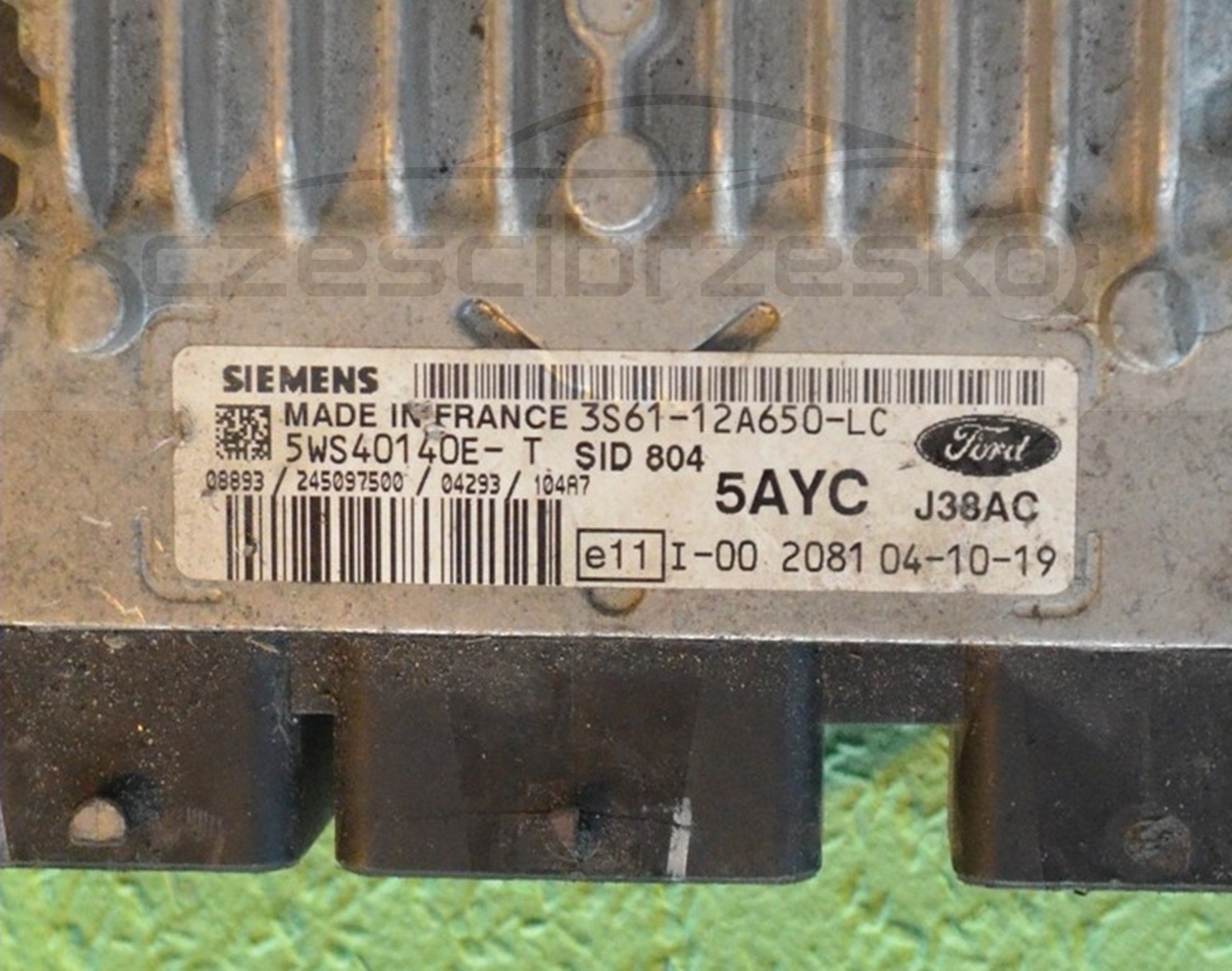 5915cz2.jpg