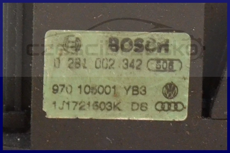 5916285553_1