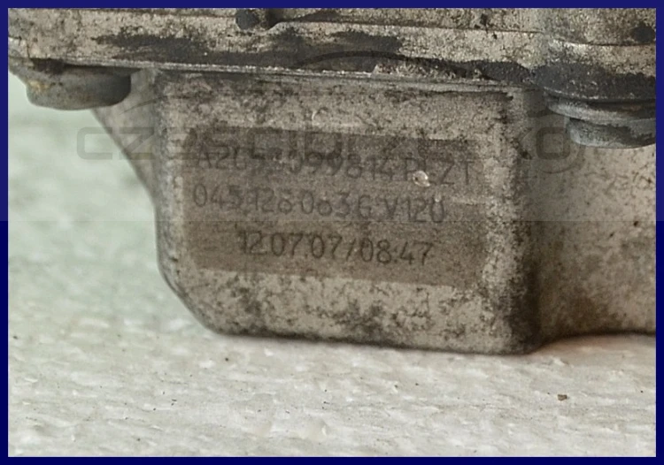 6879878834_2