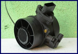 PRZEPŁYWOMIERZ MERCEDES W203 2.7 CDI 0281002535