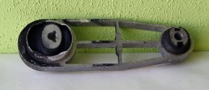 Łapa silnika, wspornik Dacia Logan 1.5 DCI
