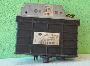 Komputer Sterownik Skrzyni Biegów VW GOLF III 096927731