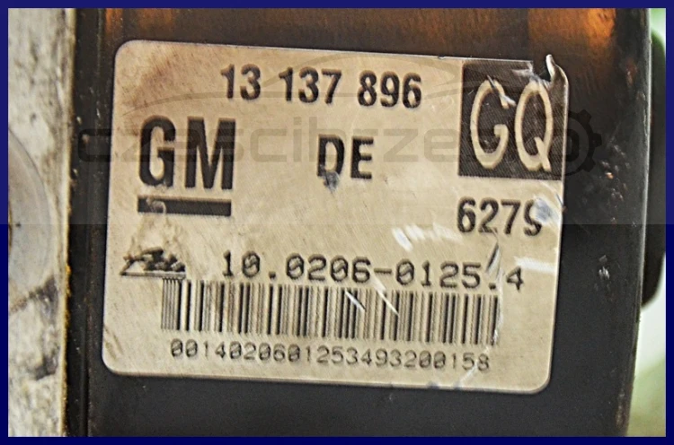 6735881137_2