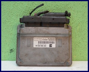 KOMPUTER SKODA FABIA 1.2 03E906033A 5WP44225