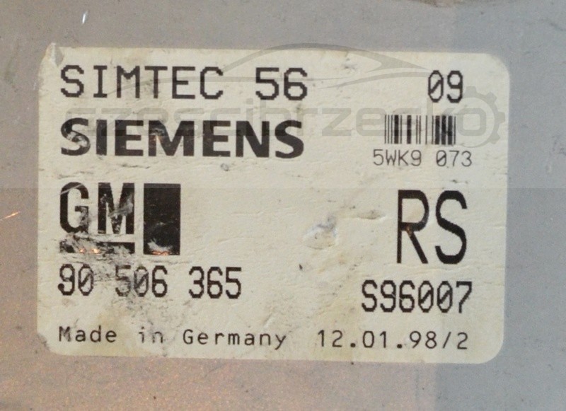 5043804837_1
