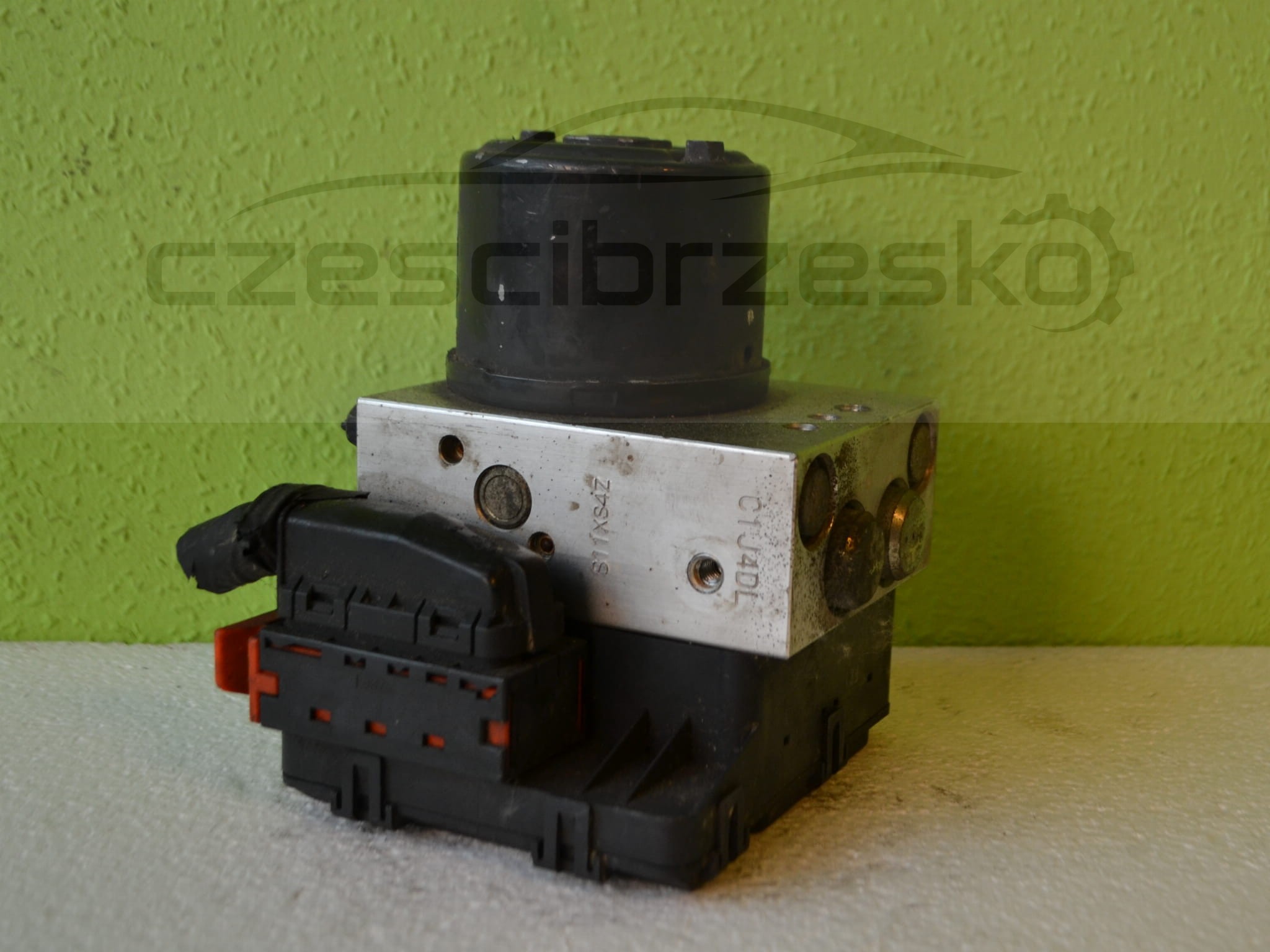 8592cz2.JPG
