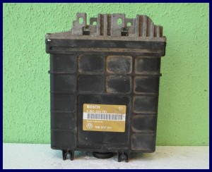KOMPUTER VW GOLF III 1.8 1H0907311 0261200701