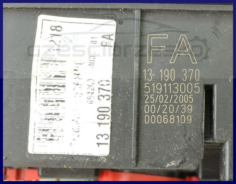 5034486093_1
