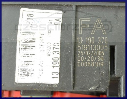 5034486093_1