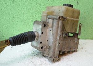 POMPA STEROWNIK ABS RANGE ROVER II P38 4684130110