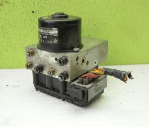 POMPA ABS ASC BMW 3 E46 34516751768 5WK8467