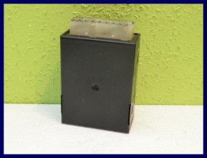 STEROWNIK MODUŁ KOMPUTER BMW E36 61358353099