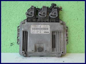 KOMPUTER NISSAN PRIMERA 0281011644 8200305678