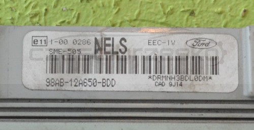 5056212389_1