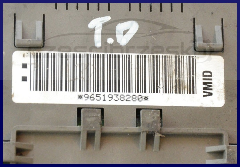 6745335134_1