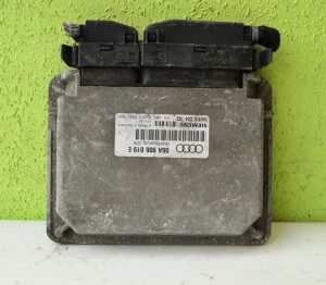 KOMPUTER STEROWNIK AUDI A3 1.6 06A906019E